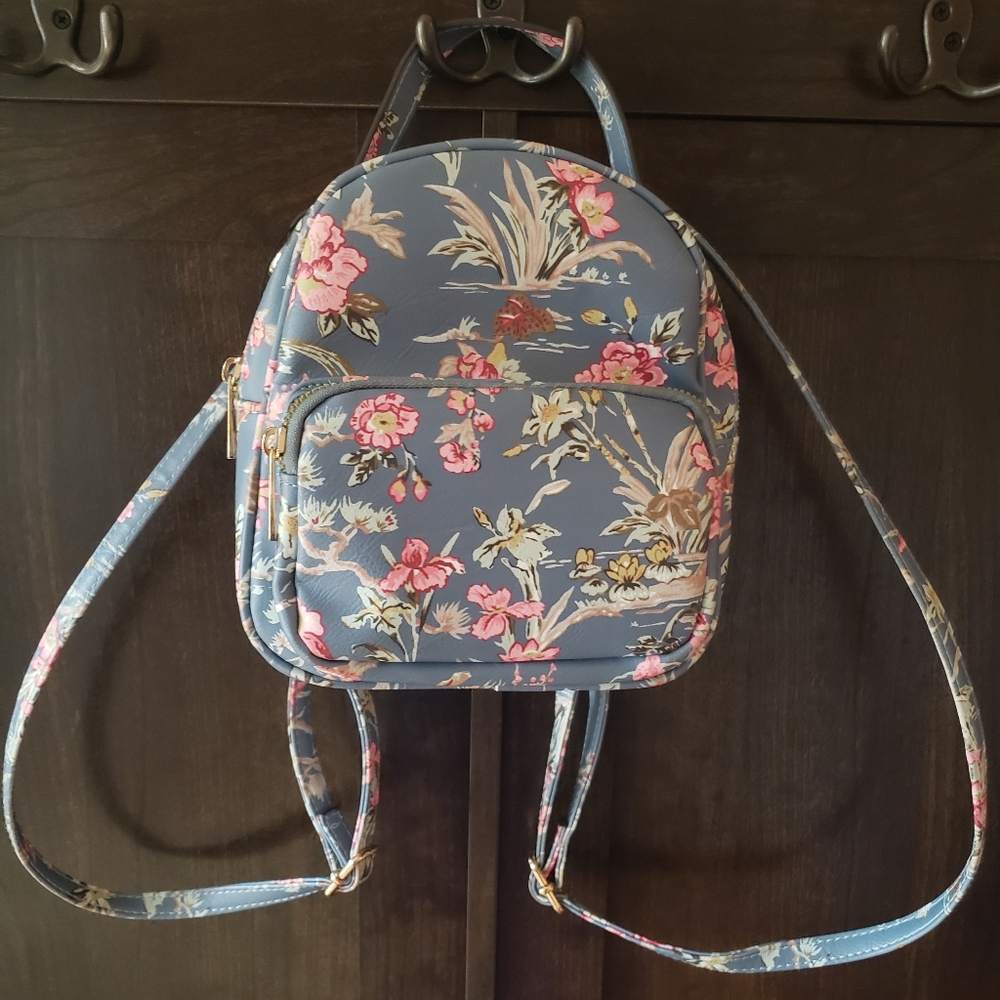 Mini Floral Backpack Zip